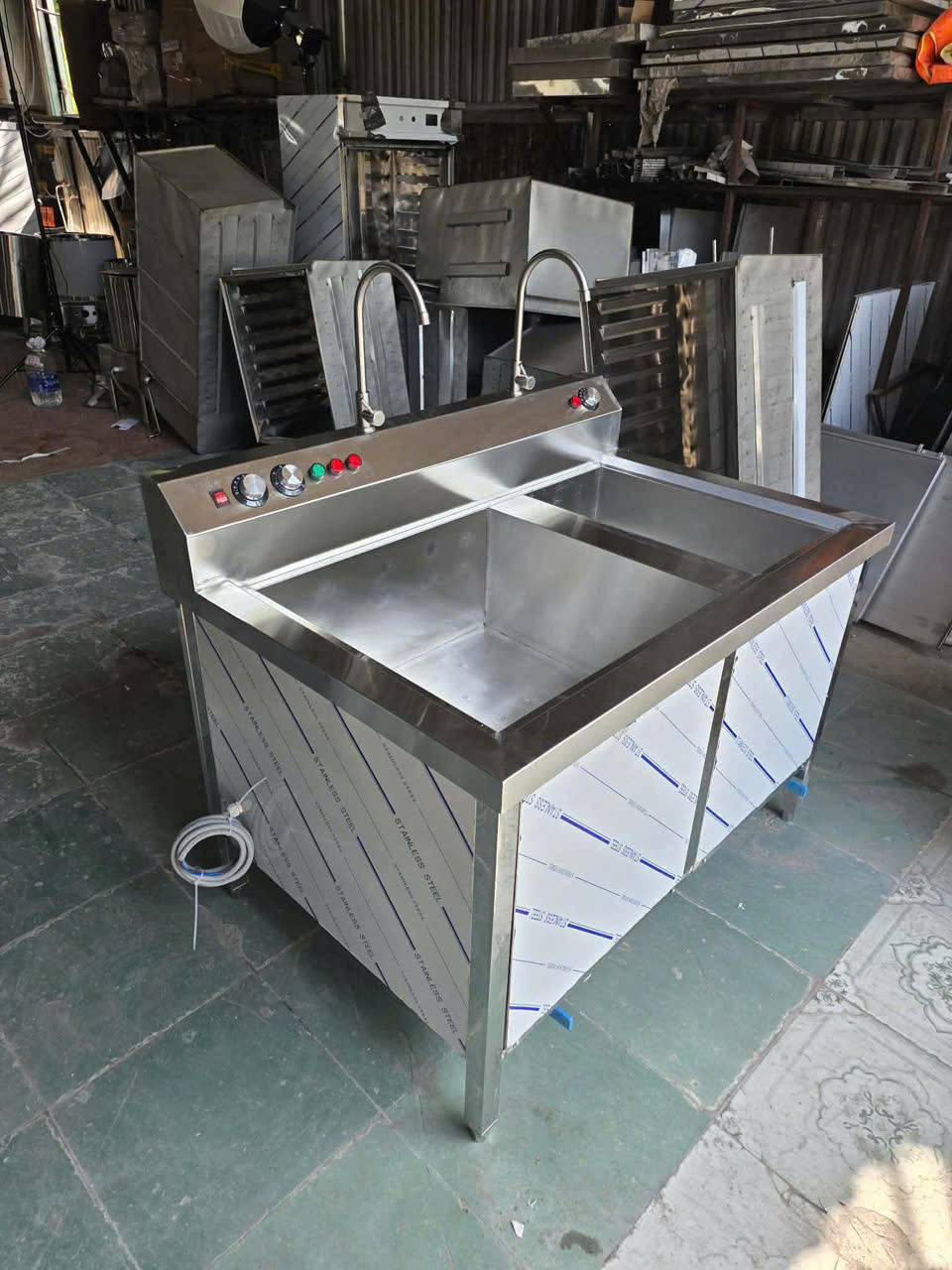 Máy Rửa Bát Sóng Siêu Âm 1 Hố